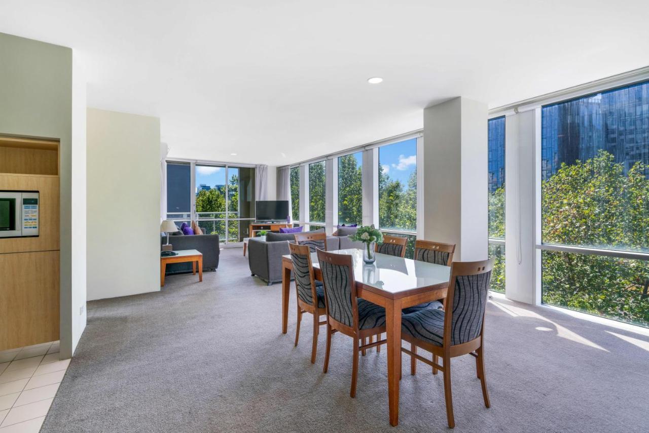 Park Regis Griffin Suites Melbourne City Exterior foto