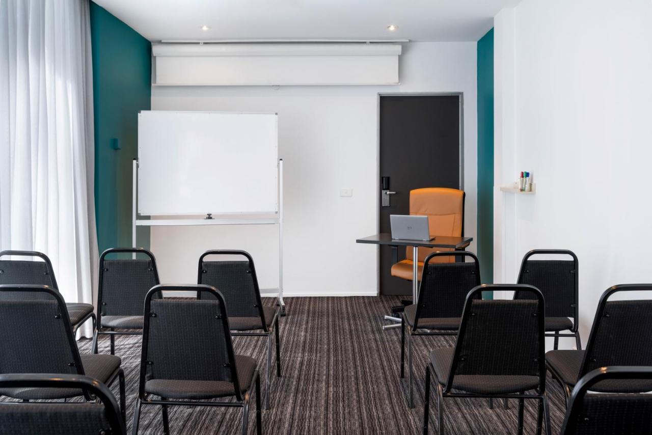 Park Regis Griffin Suites Melbourne City Exterior foto